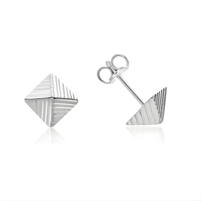 Boucles D'Oreilles Puces Pyramide argentée