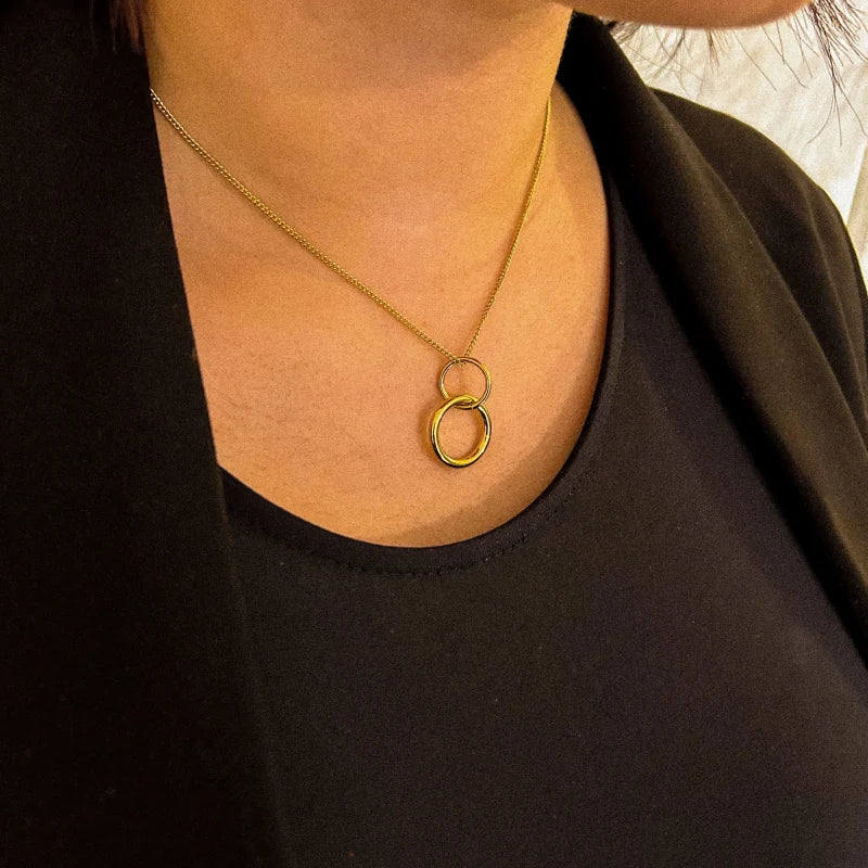 Collier anneaux entrelacés | Laure